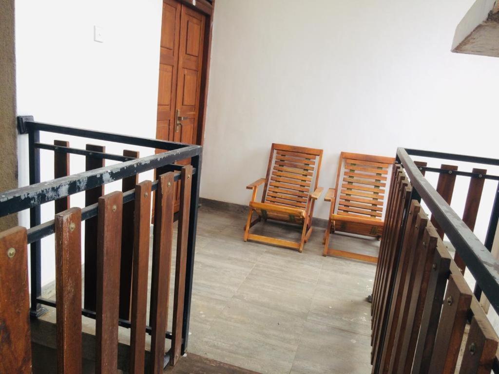 Ambel Homestay Anuradhapura Buitenkant foto