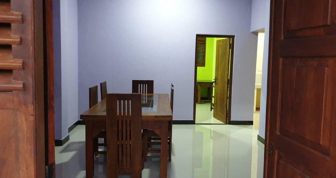 Ambel Homestay Anuradhapura Buitenkant foto